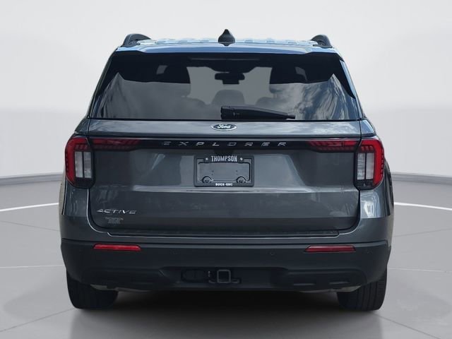 Used 2025 Ford Explorer Active image 4