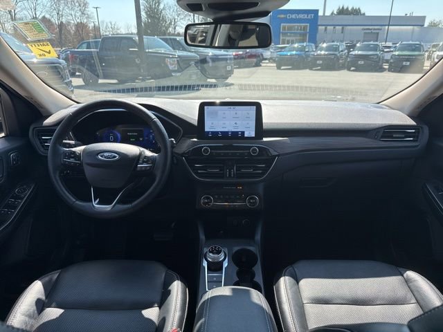 Certified 2020 Ford Escape Titanium image 13