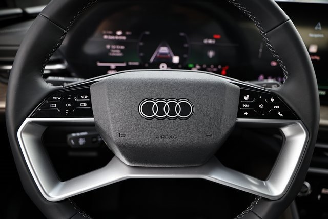 New 2025 Audi Q5 Premium Plus image 31