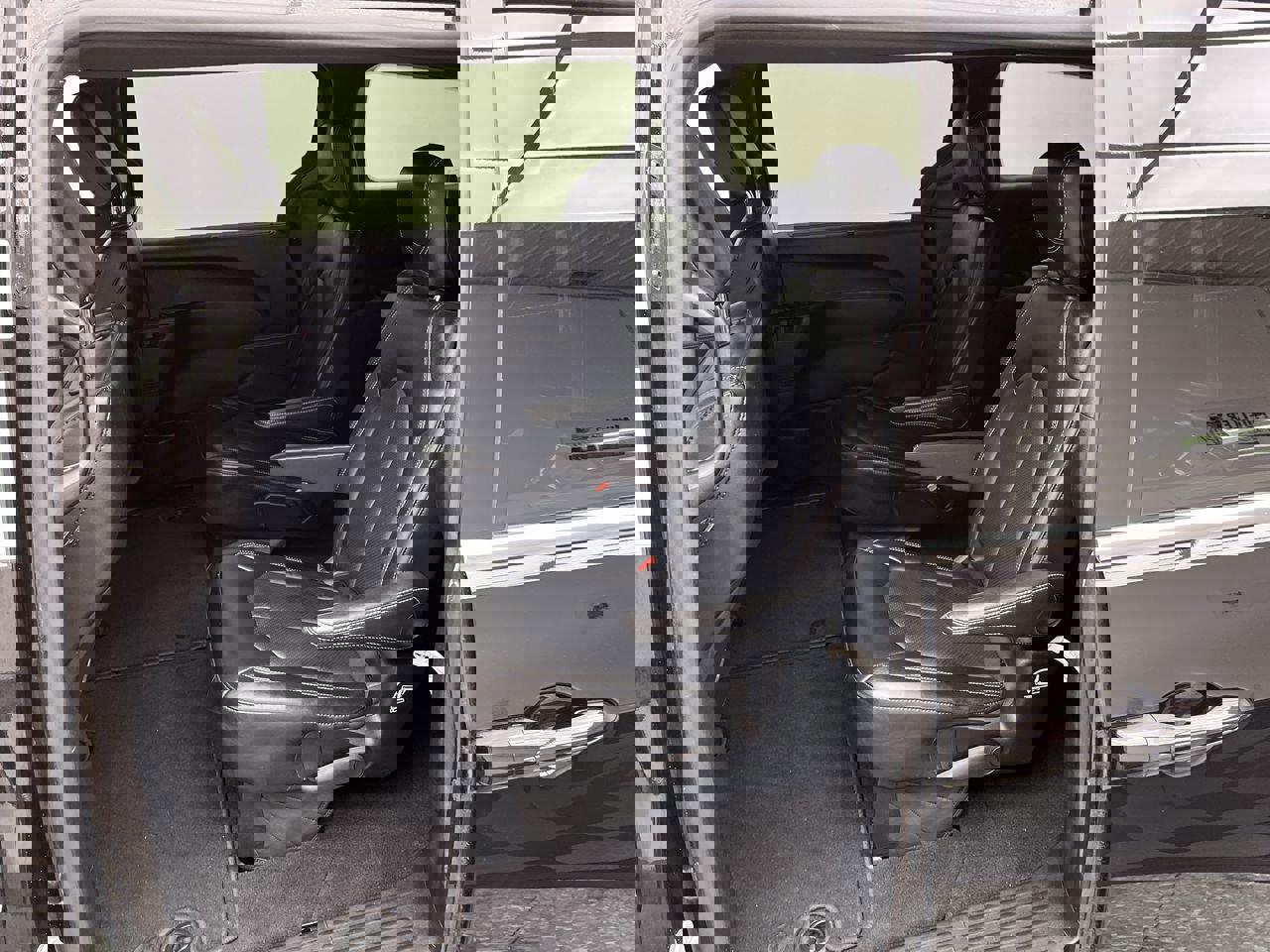 Used 2025 Chrysler Pacifica Select image 10