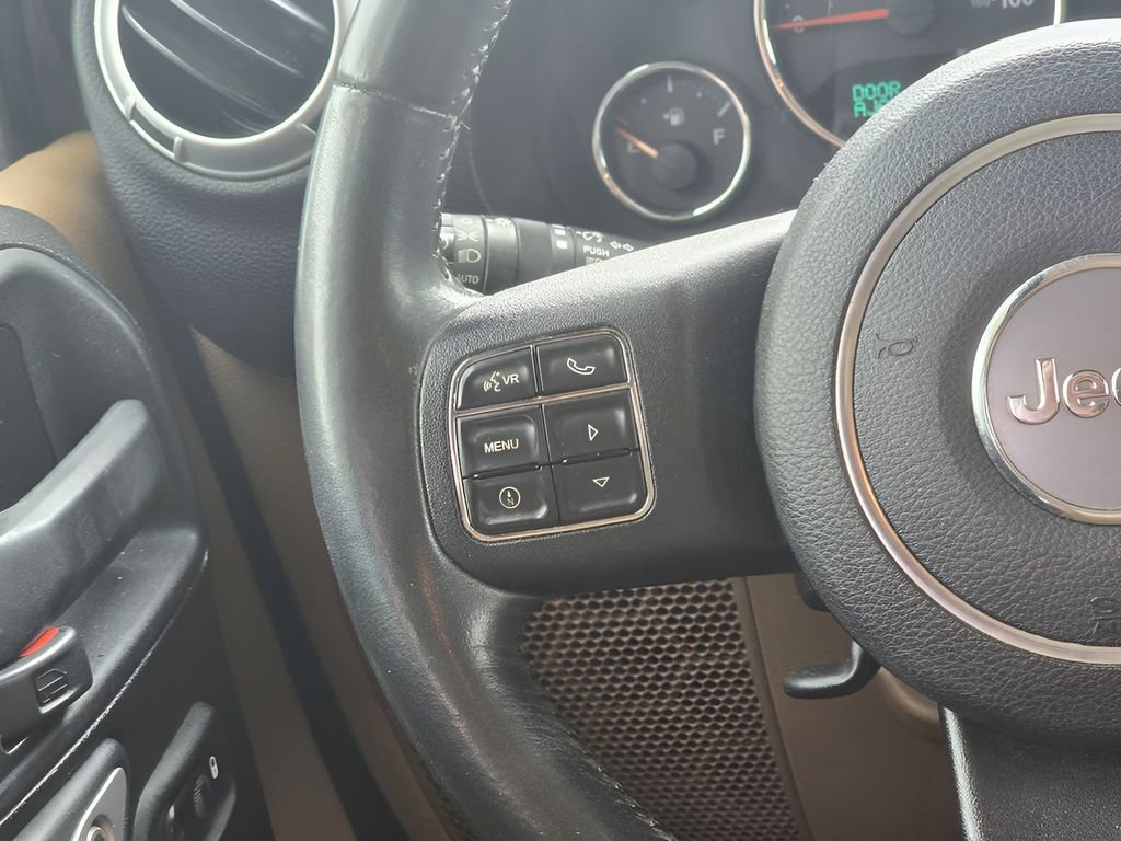 Used 2013 Jeep Wrangler Unlimited Sahara w/ Connectivity Group image 39