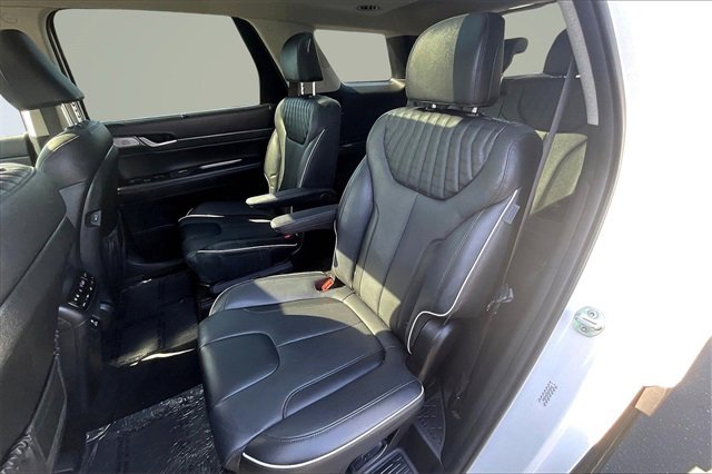 Used 2024 Hyundai Palisade Limited image 25
