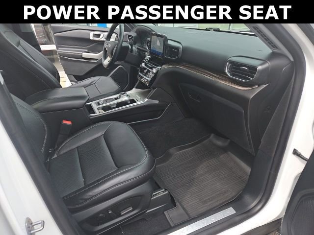 Used 2022 Ford Explorer Limited w/ Equipment Group 301A image 40