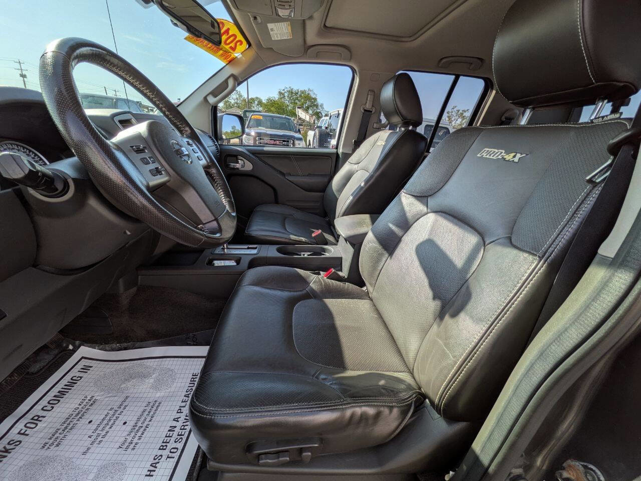 Used 2016 Nissan Frontier PRO-4X AWD/4WD image 12