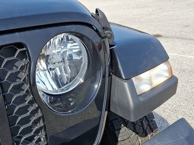 Used 2022 Jeep Gladiator Sport AWD/4WD image 13