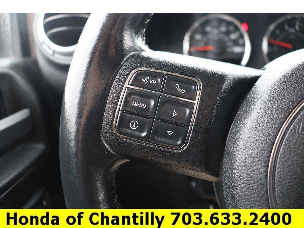 Used 2013 Jeep Wrangler Unlimited Sahara w/ Connectivity Group image 12