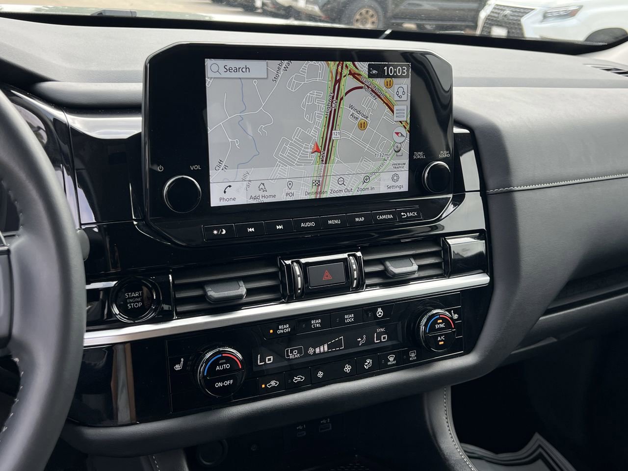 Certified 2025 Nissan Pathfinder SL image 14