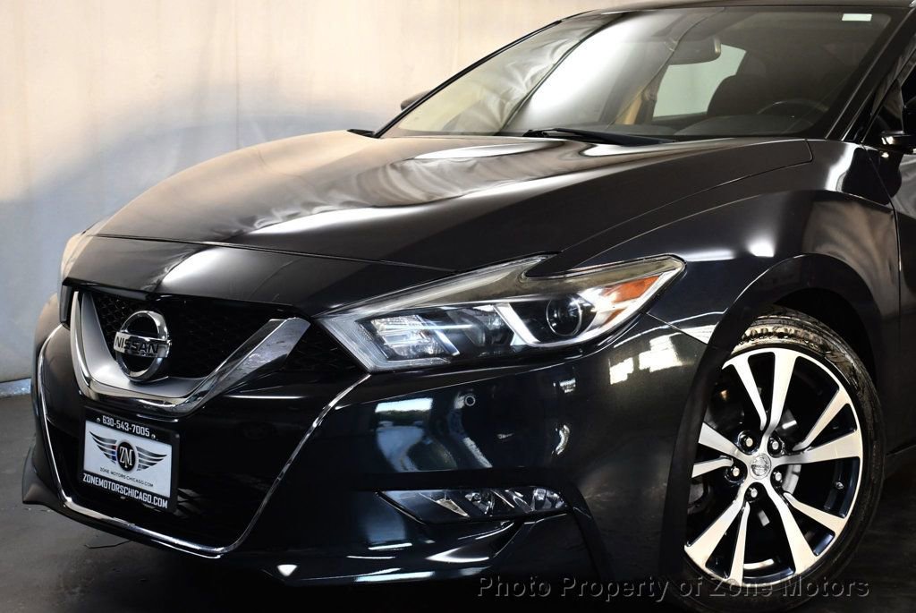 Used 2017 Nissan Maxima 3.5 SV image 2
