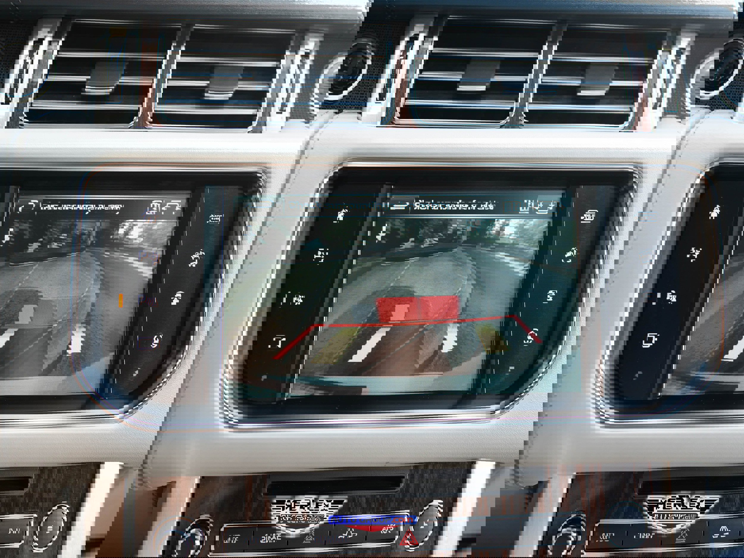 Used 2016 Land Rover Range Rover Holland & Holland image 34