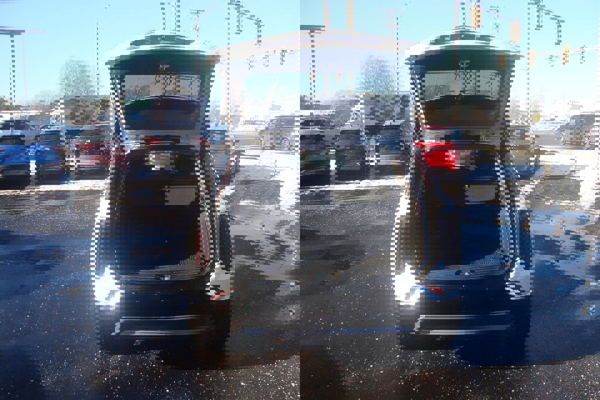 Used 2025 Cadillac Optiq Luxury 2 w/ LPO, Floor Liner Package image 7