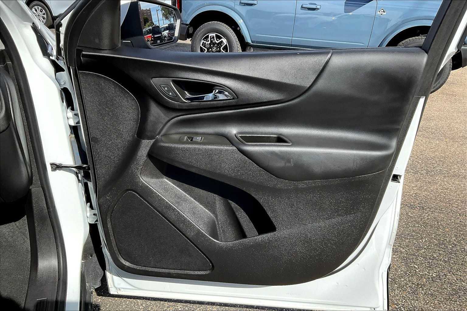 Used 2024 Chevrolet Equinox LT image 21