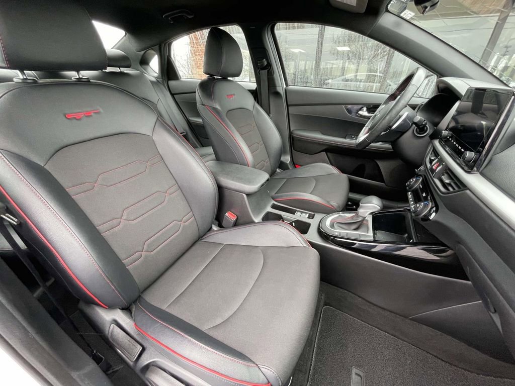 Used 2023 Kia Forte GT image 14