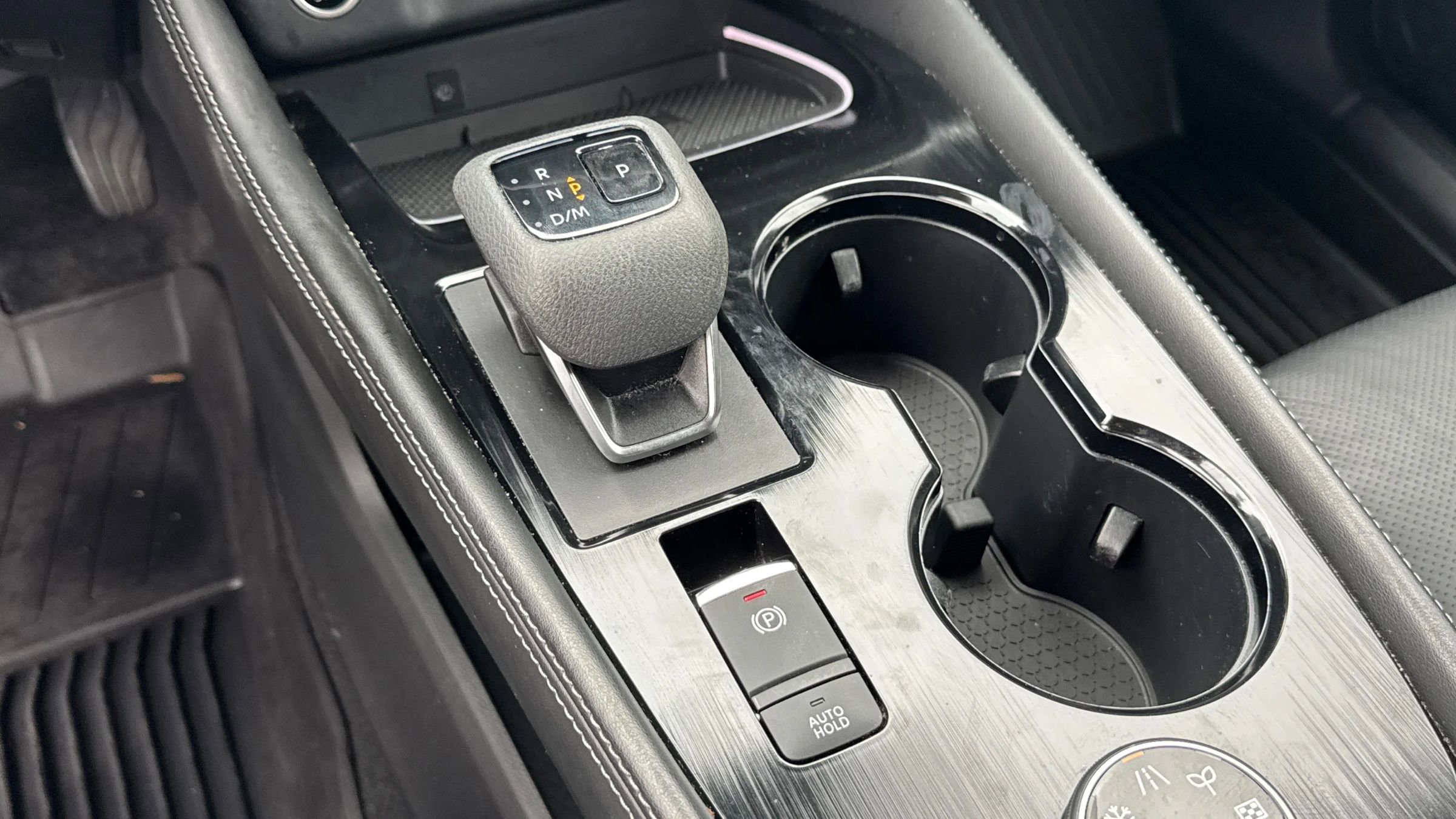 Used 2021 Nissan Rogue Platinum image 31