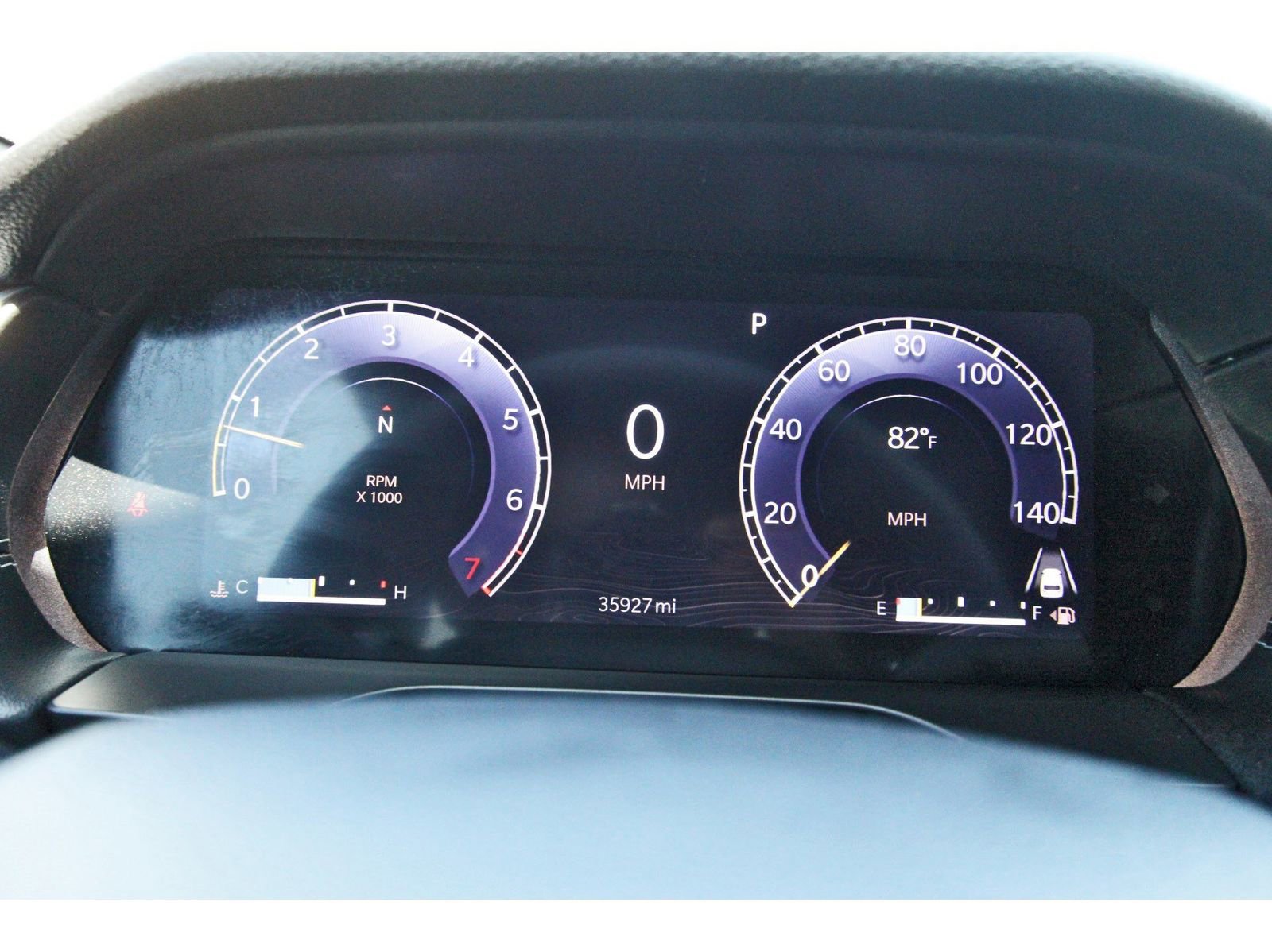 Used 2023 Jeep Grand Cherokee L Limited w/ Black Appearance Package image 17