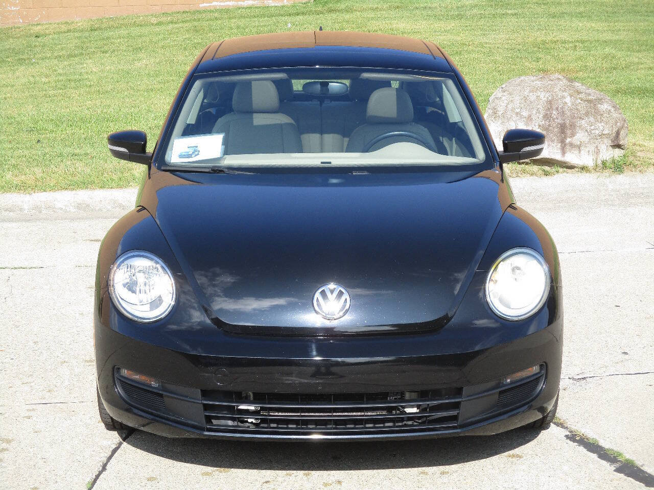 Used 2015 Volkswagen Beetle 1.8T FWD image 67