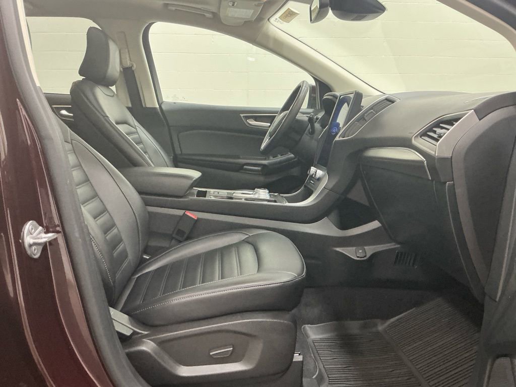 Used 2022 Ford Edge SEL w/ Convenience Package image 29