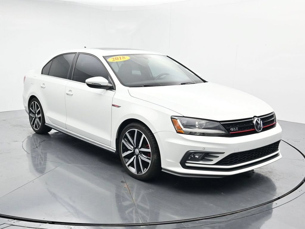Used 2018 Volkswagen Jetta GLI FWD image 2