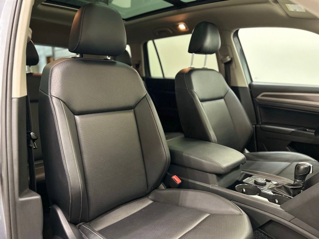 Used 2019 Volkswagen Atlas SEL R-Line image 23