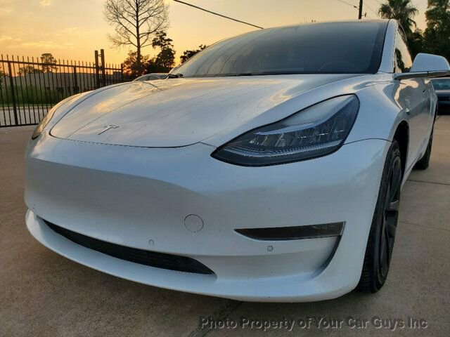 Used 2019 Tesla Model 3 image 33
