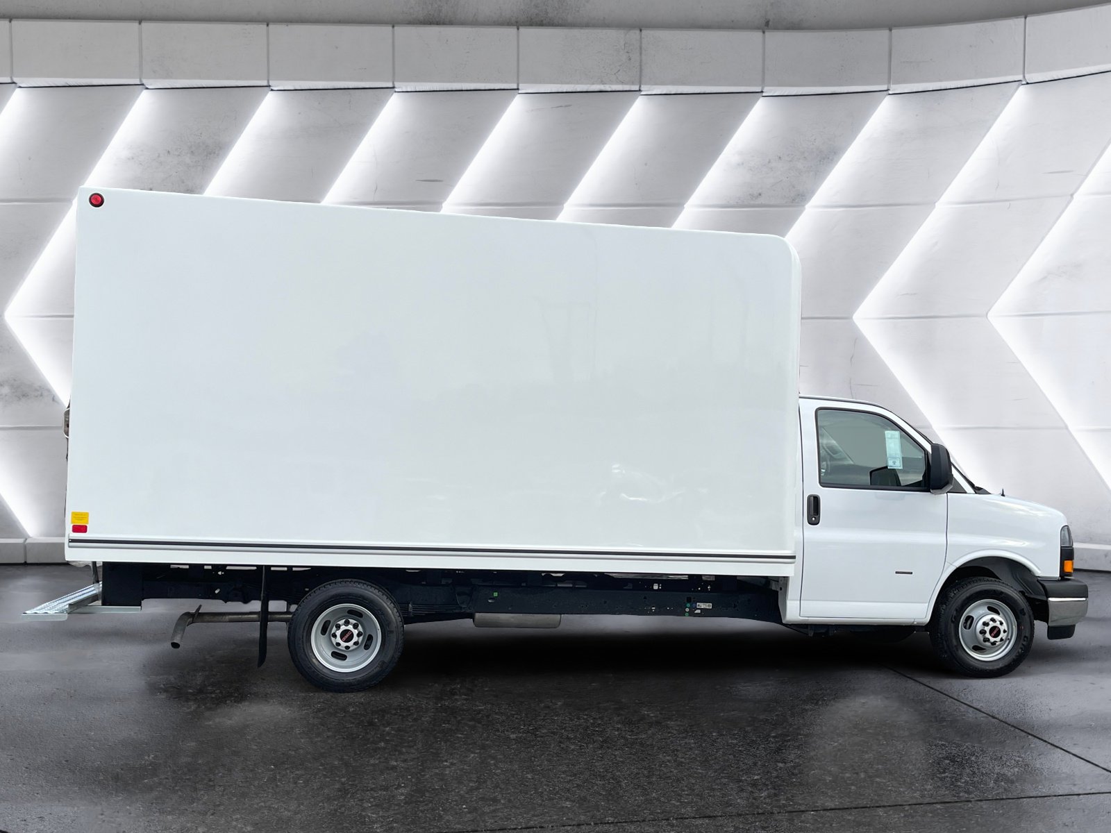 New 2026 GMC Savana 3500 Extended w/ Driver Convenience Package image 7