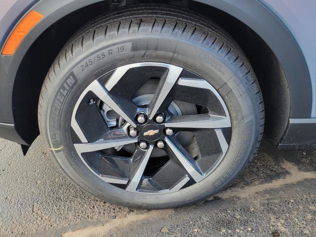 New 2026 Chevrolet Equinox EV LT image 5