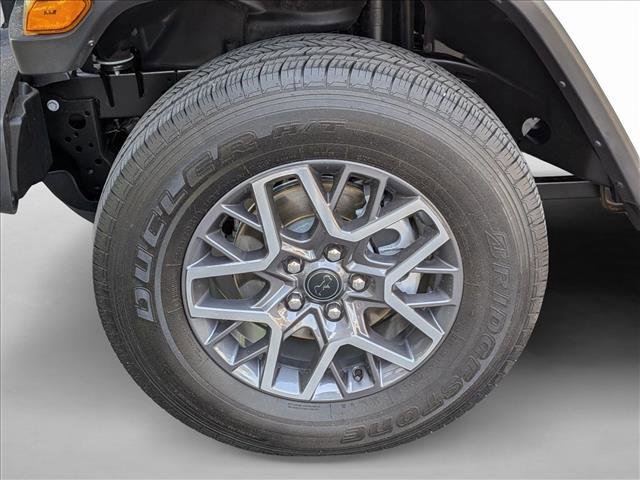 Used 2025 Jeep Wrangler Sahara w/ Safety Group image 23