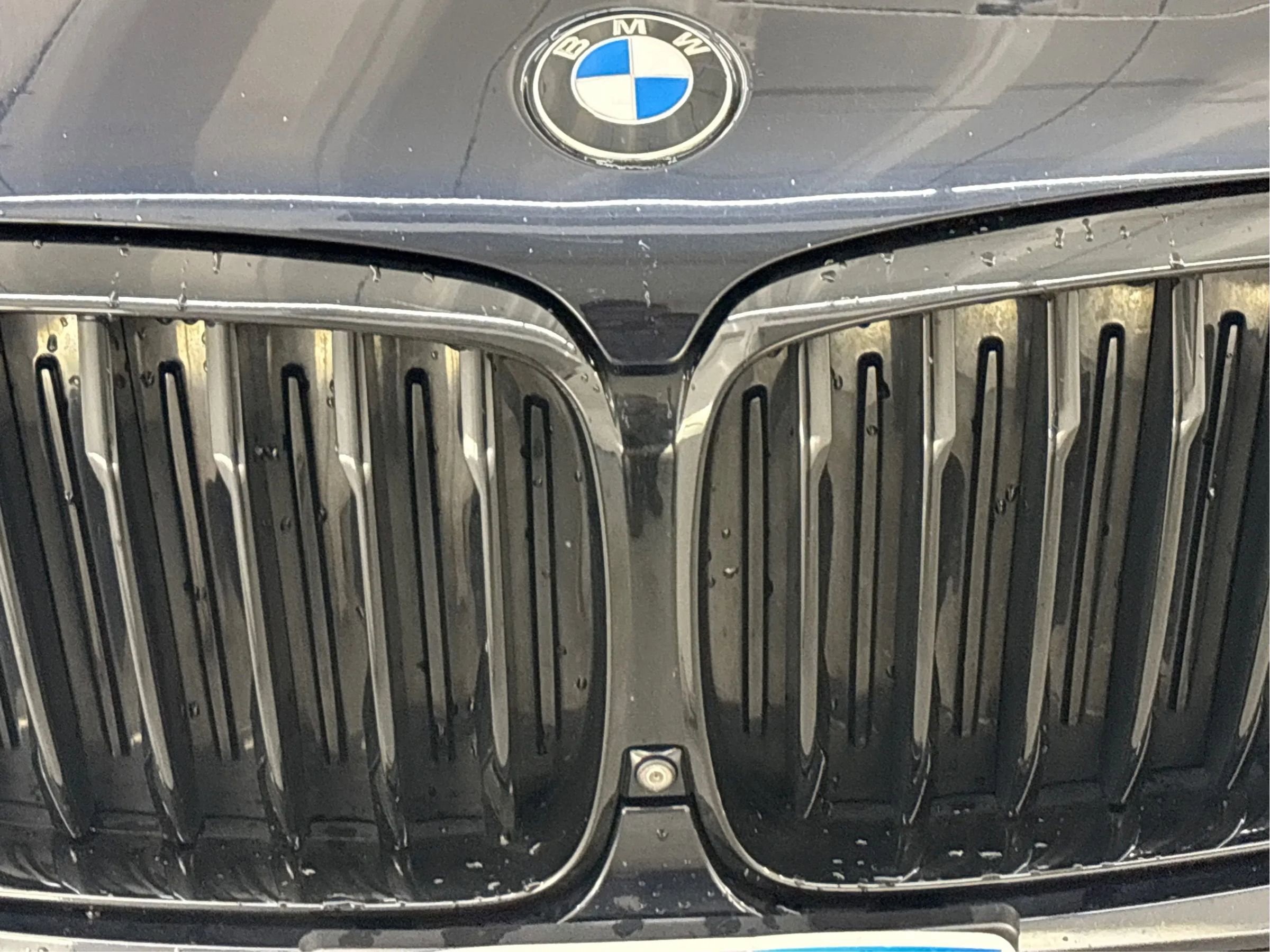 Used 2020 BMW X5 M50i w/ Executive Package image 35