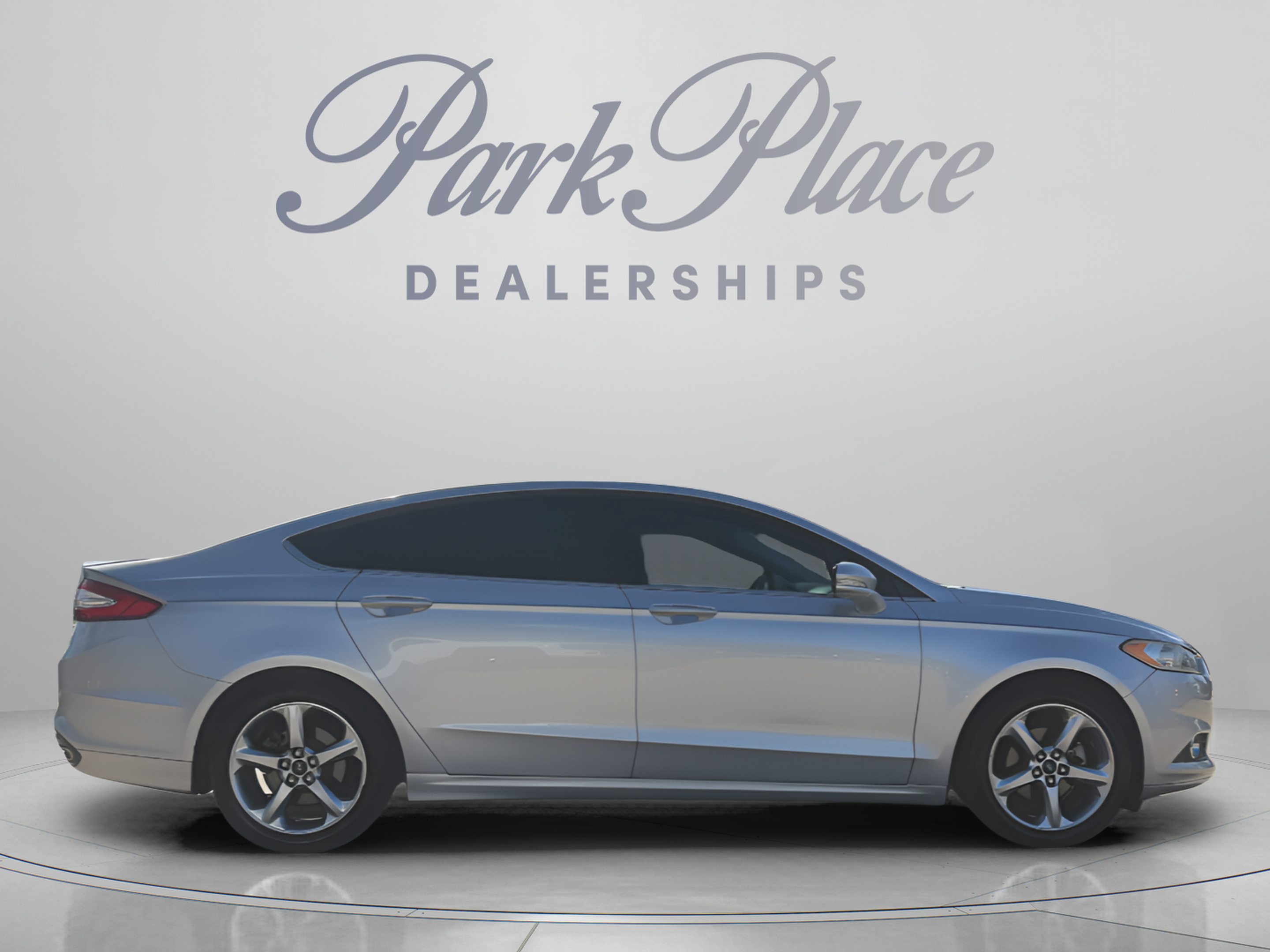 Used 2014 Ford Fusion SE FWD image 8