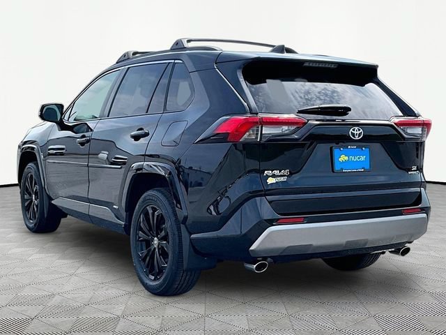 Used 2023 Toyota RAV4 SE w/ Convenience Package AWD/4WD image 4