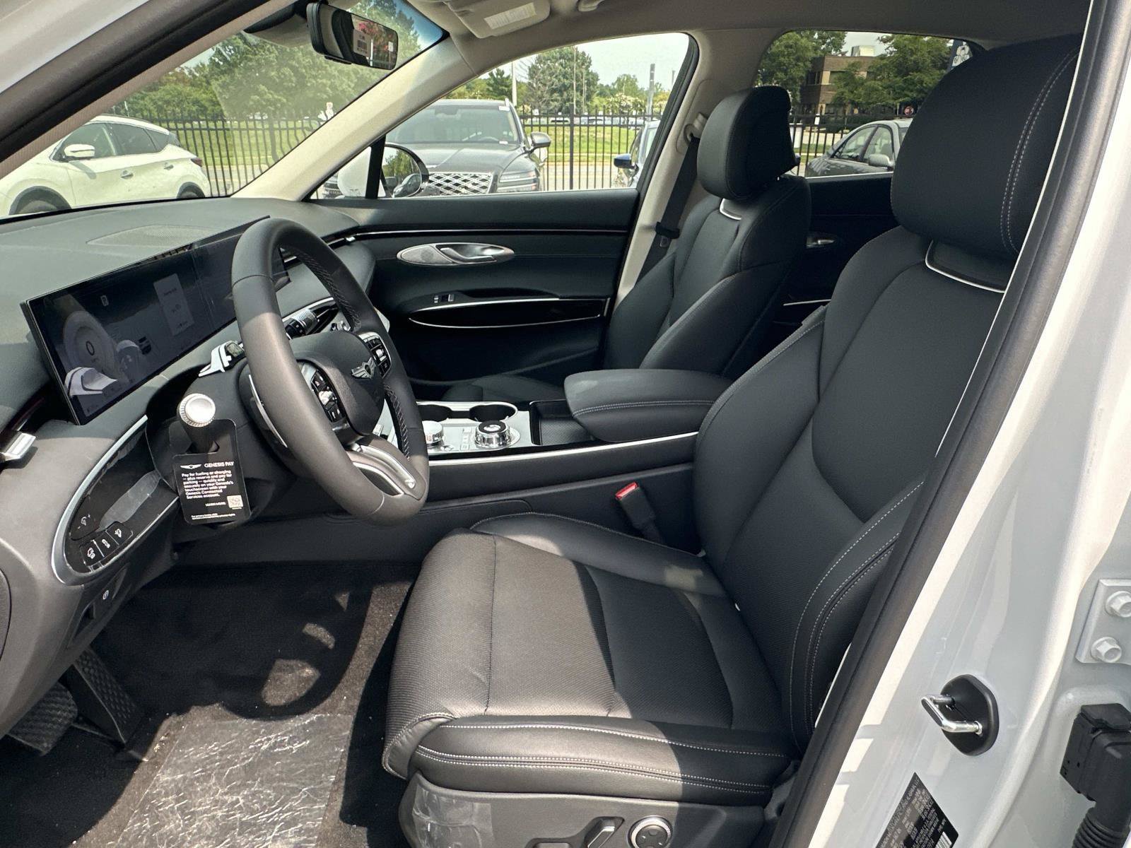 New 2026 Genesis GV70 2.5T AWD/4WD image 28