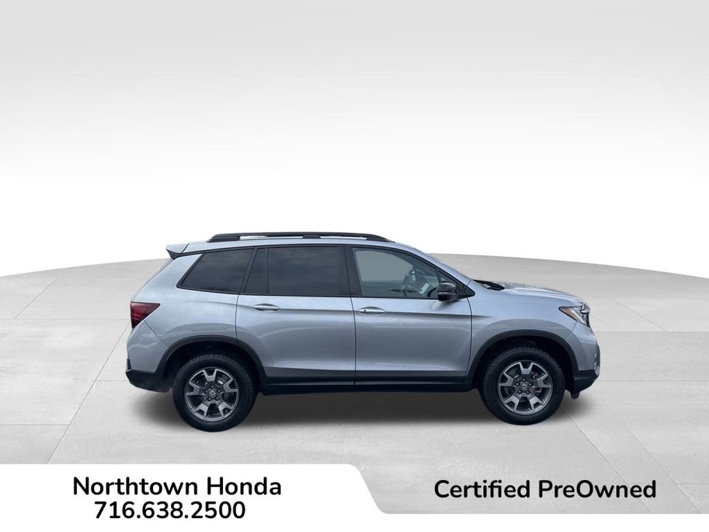 Certified 2023 Honda Passport TrailSport image 3