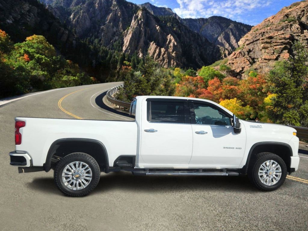 Used 2021 Chevrolet Silverado 3500 High Country w/ Z71 Off-Road Package image 2