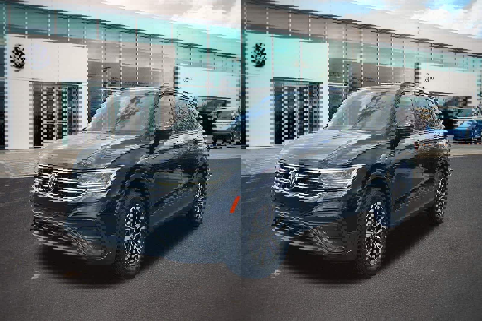 Certified 2022 Volkswagen Tiguan S image 1