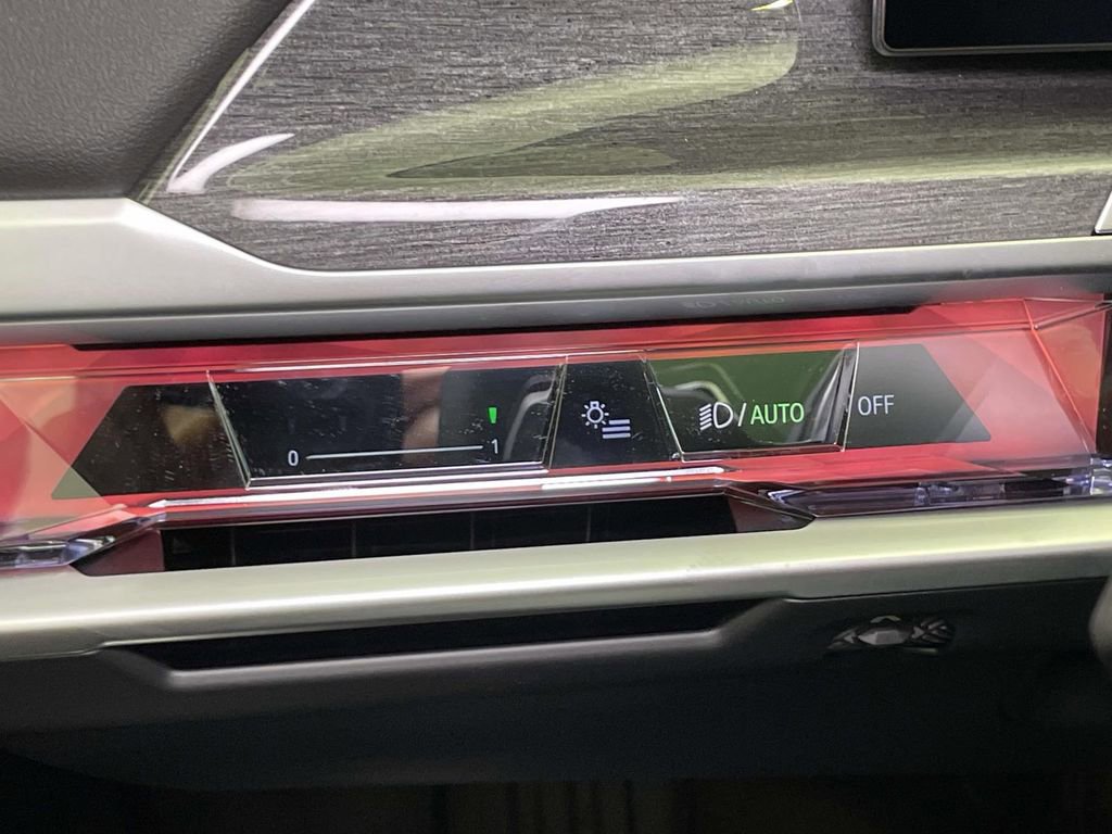 New 2026 BMW 740i xDrive AWD/4WD image 29
