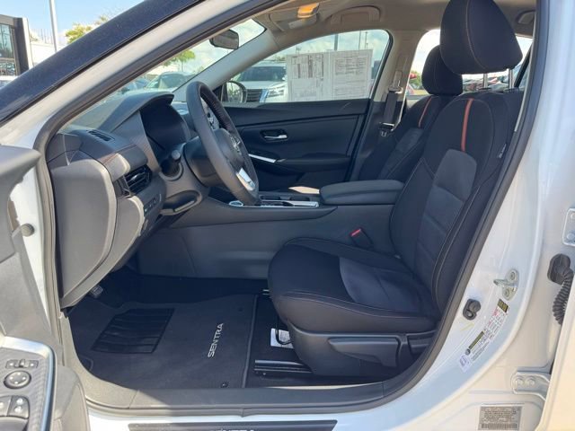 Used 2025 Nissan Sentra SR image 11