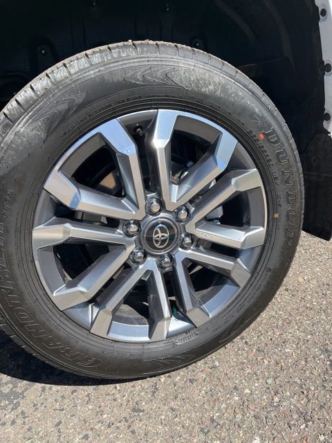 Used 2026 Toyota 4Runner Limited image 13