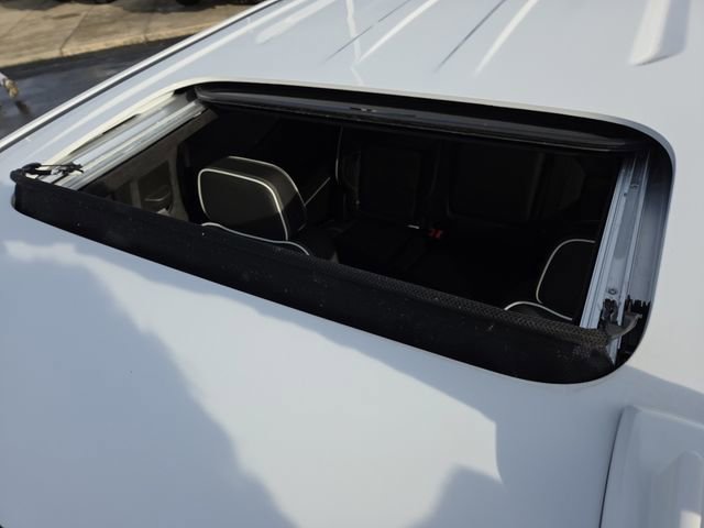 Used 2025 GMC Sierra 1500 AT4X image 3