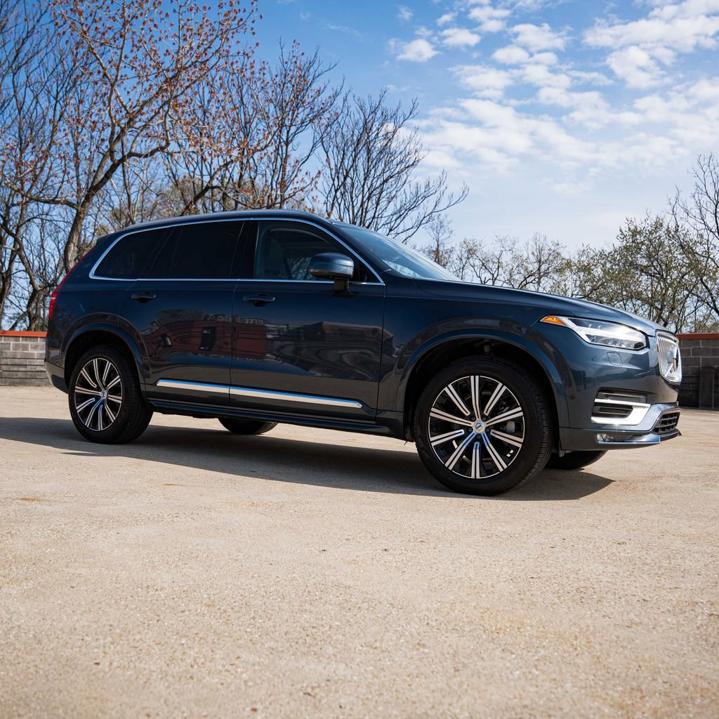 Certified 2025 Volvo XC90 B6 Plus AWD/4WD image 7