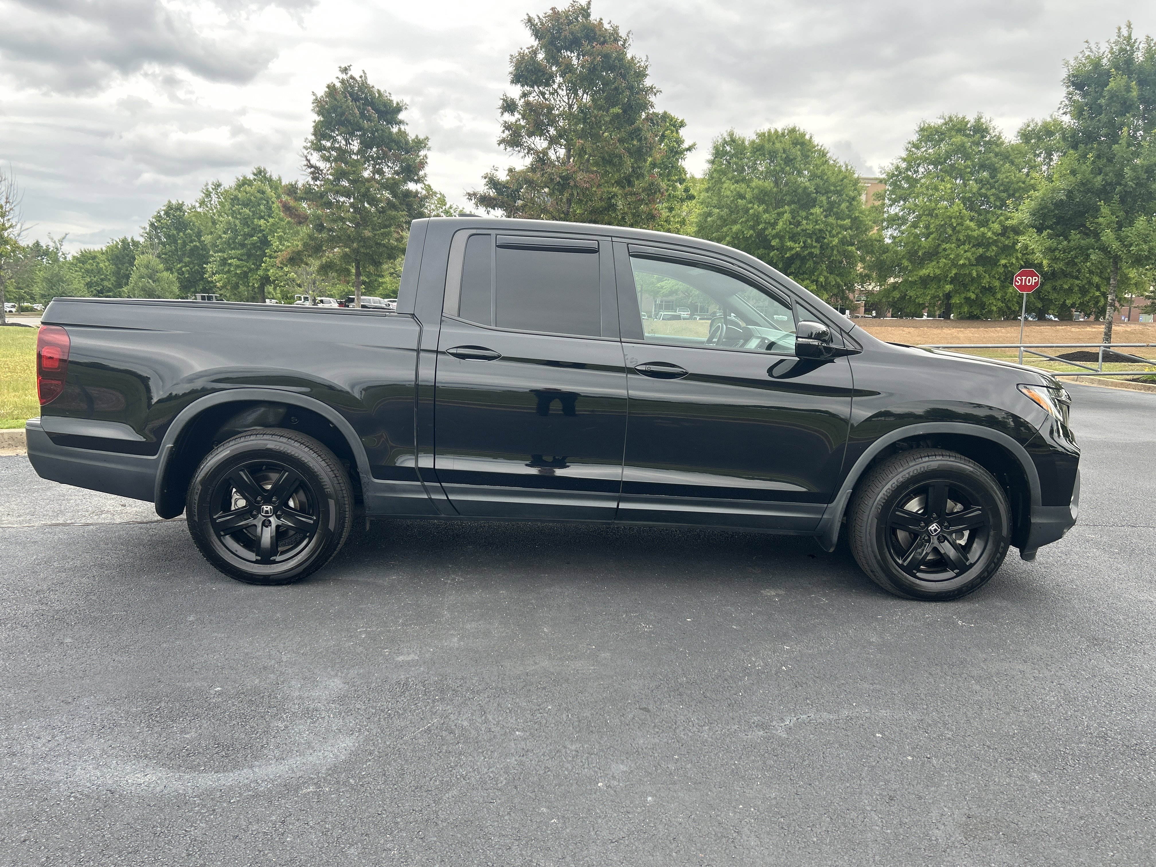 Certified 2023 Honda Ridgeline Black Edition image 10