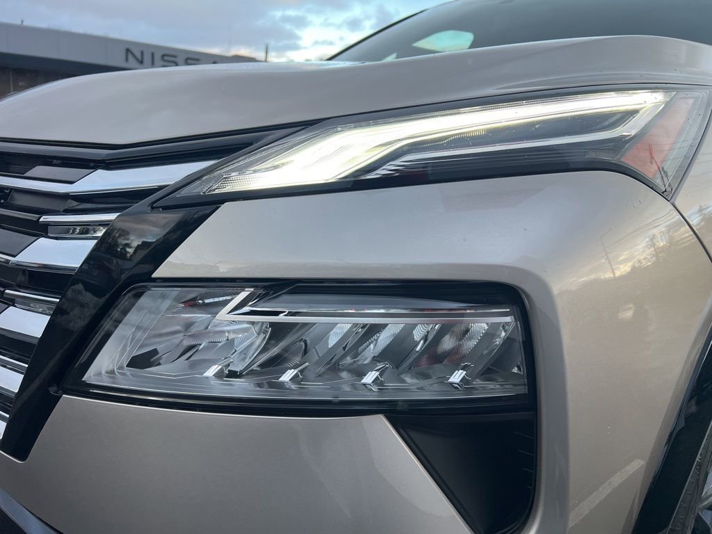 New 2026 Nissan Rogue Platinum w/ Platinum Premium Package image 13