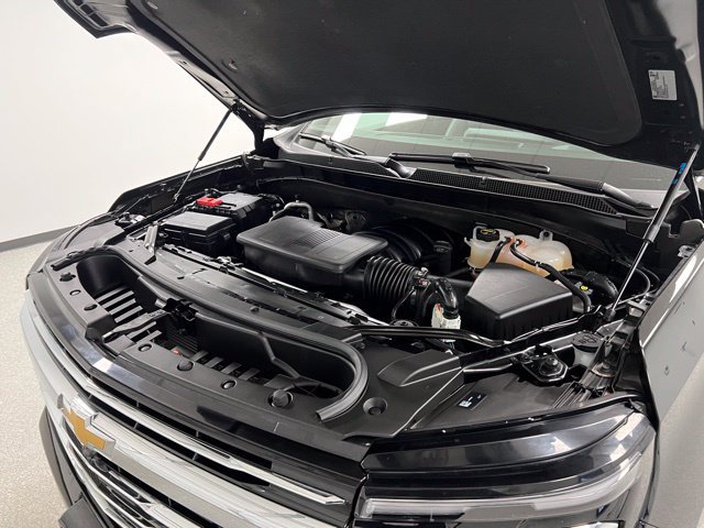 Used 2025 Chevrolet Tahoe LT AWD/4WD image 56