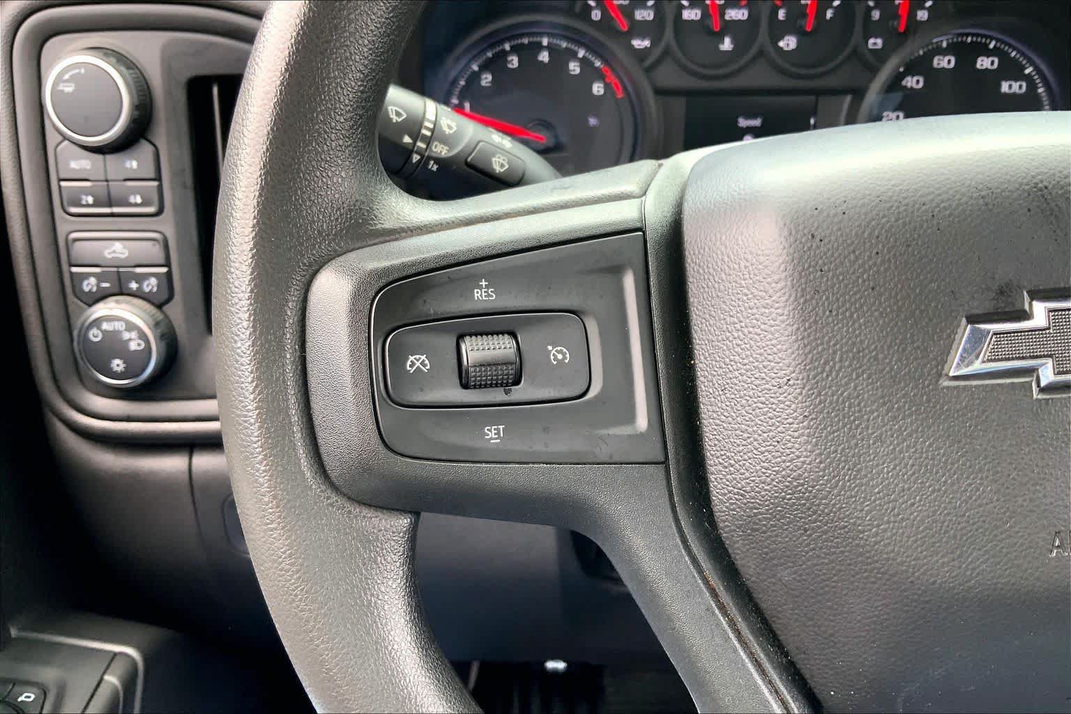 Used 2022 Chevrolet Silverado 1500 Custom Trail Boss AWD/4WD image 24