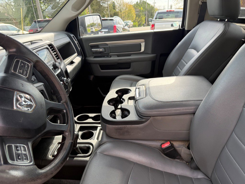 Used 2017 RAM 2500 Tradesman w/ Power & Remote Entry Group image 9