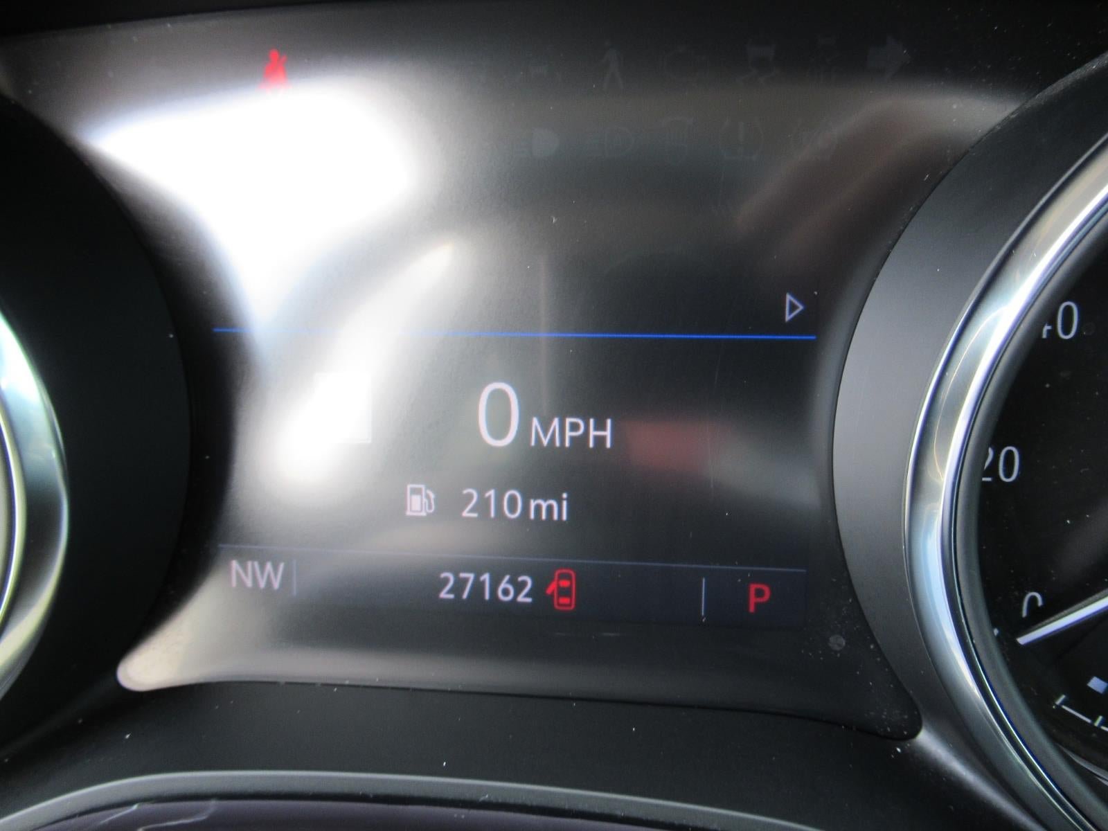 Used 2020 Buick Encore GX Essence w/ Advanced Technology Package FWD image 26