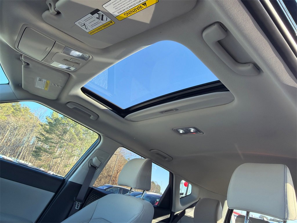 Used 2023 Kia Soul EX image 32