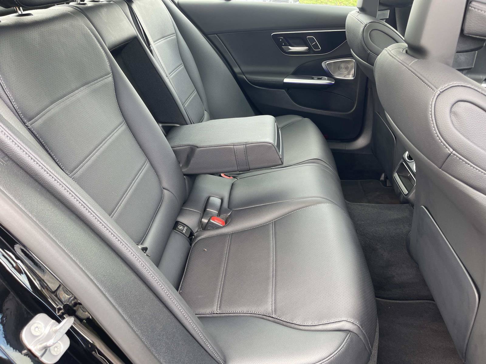 Certified 2025 Mercedes-Benz C 300 4MATIC Sedan image 21