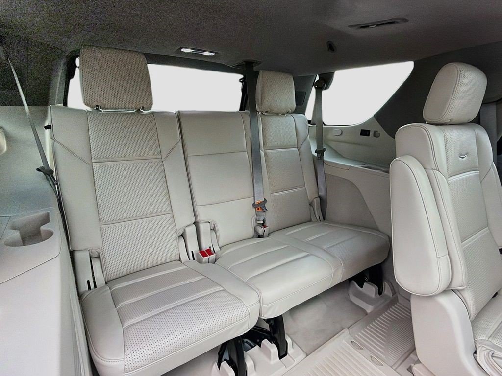 Certified 2023 Cadillac Escalade Sport Platinum w/ LPO, Floor Liner Package AWD/4WD image 30