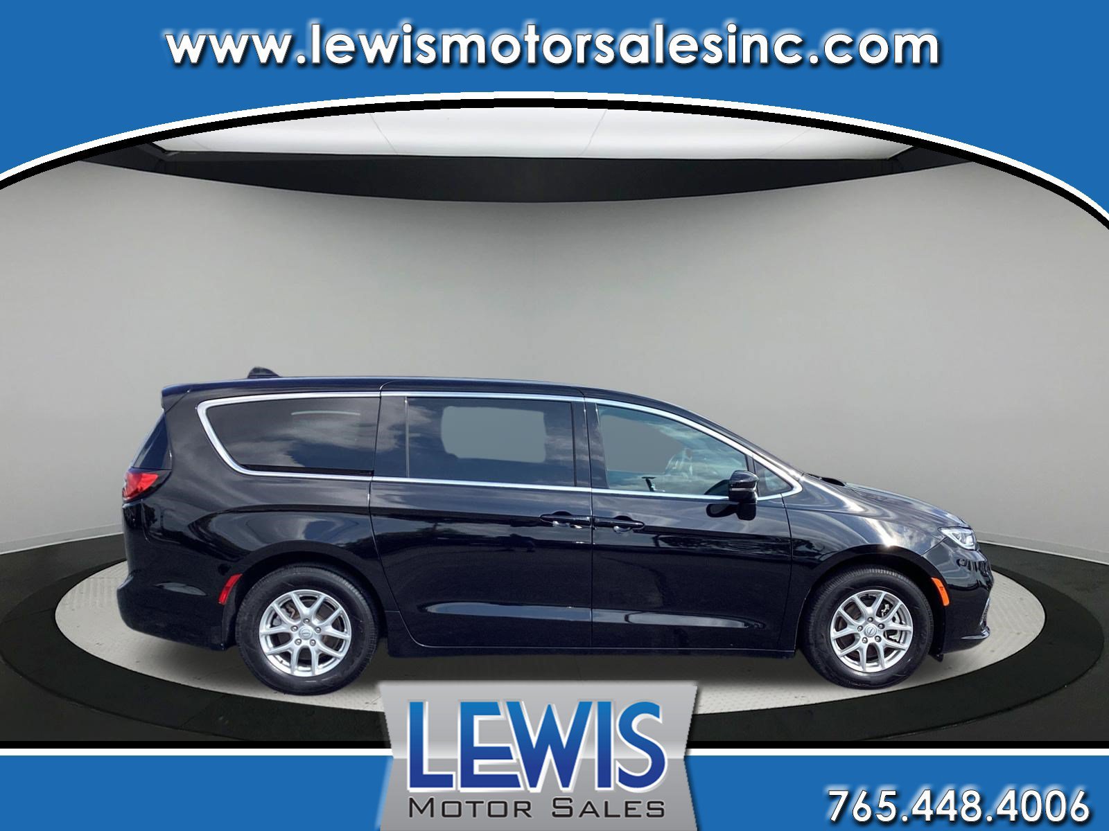 Used 2026 Chrysler Pacifica Select FWD image 1
