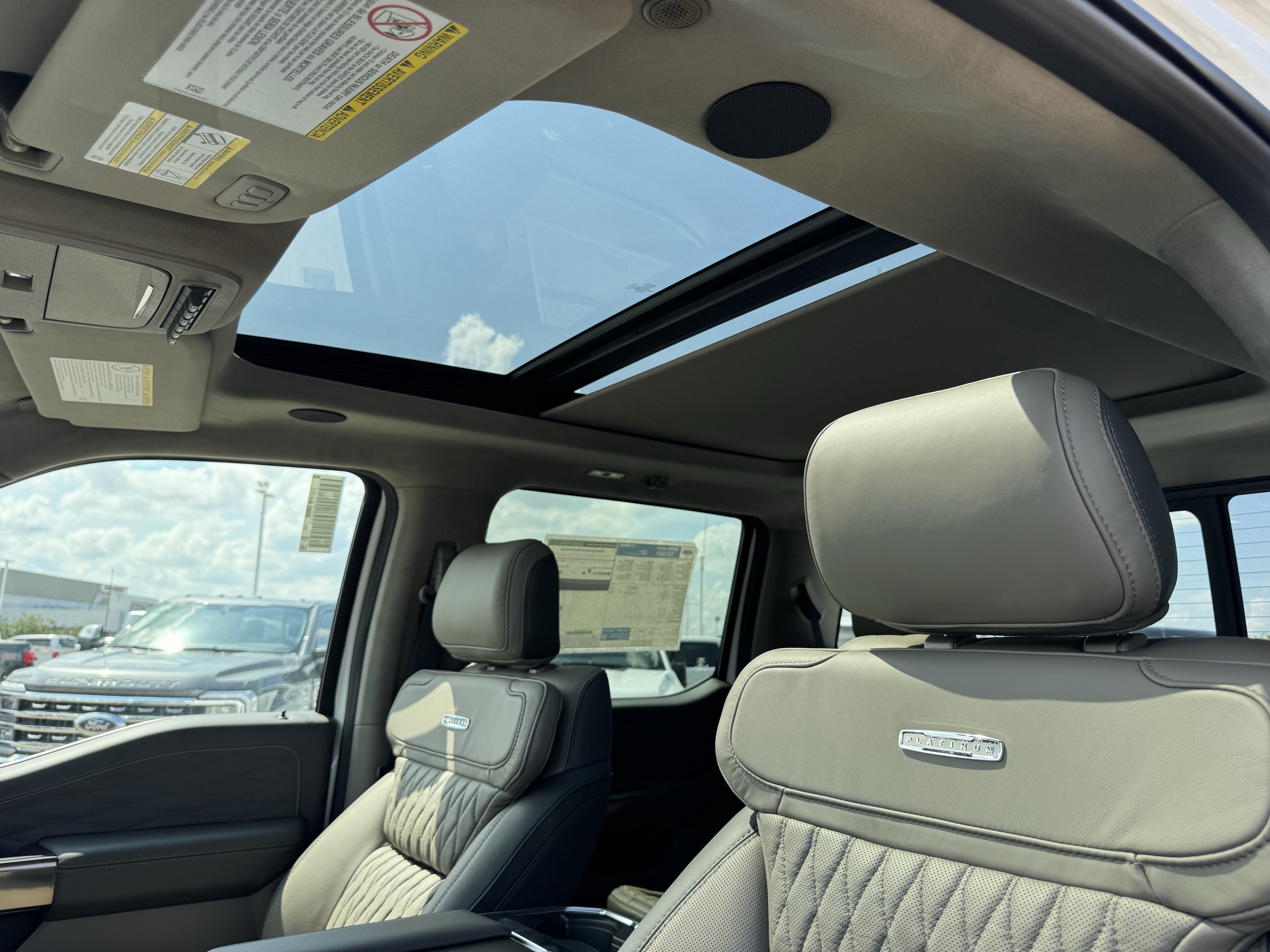 New 2026 Ford F250 Platinum w/ Platinum Plus Package AWD/4WD image 19