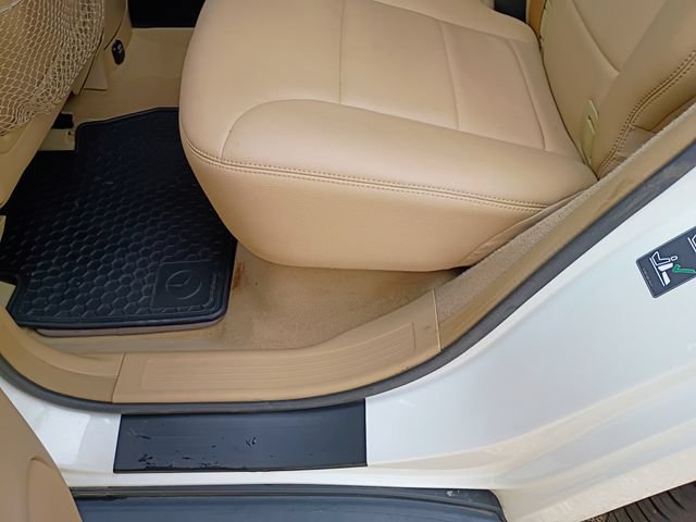 Used 2009 Mercedes-Benz ML 320 BlueTEC 4MATIC image 65